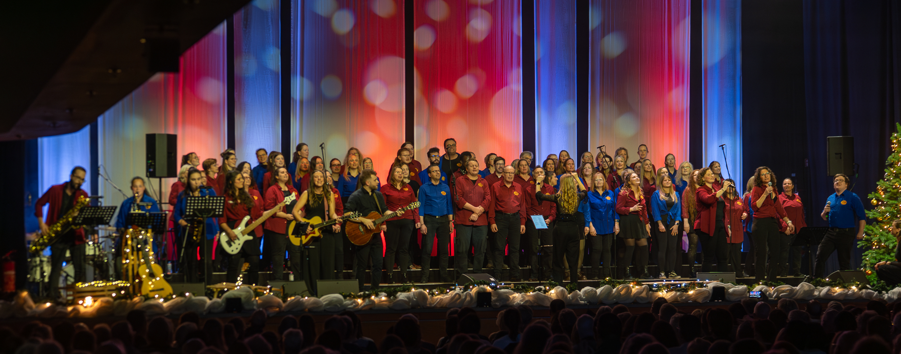 Erwachsenenchor der Friends of Music Oberaußem beim Jubiläumskonzert 2025